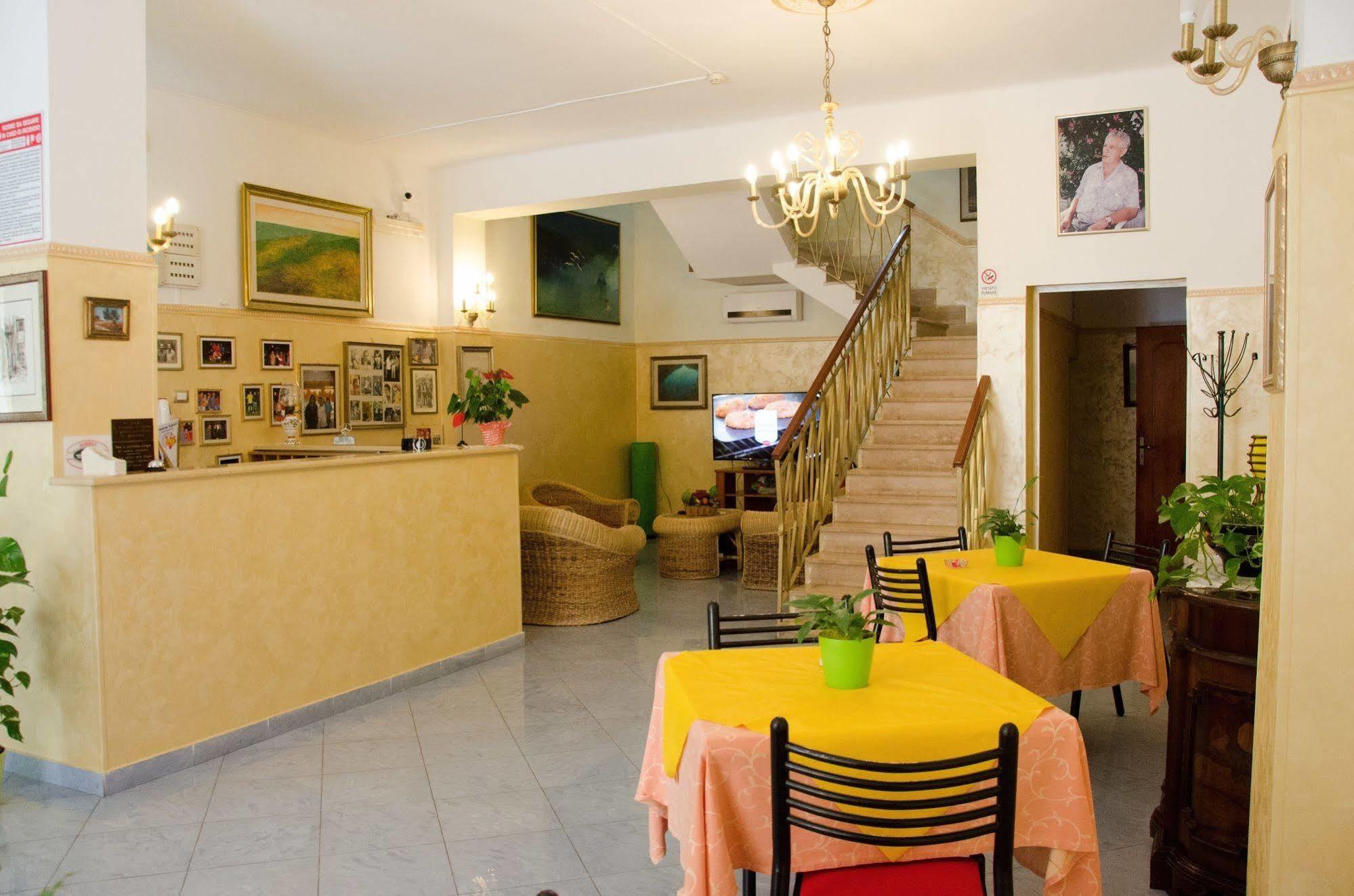 Hotel Da Ettore - Salento Selection ปอร์โตเชซาเรโอ ภายนอก รูปภาพ